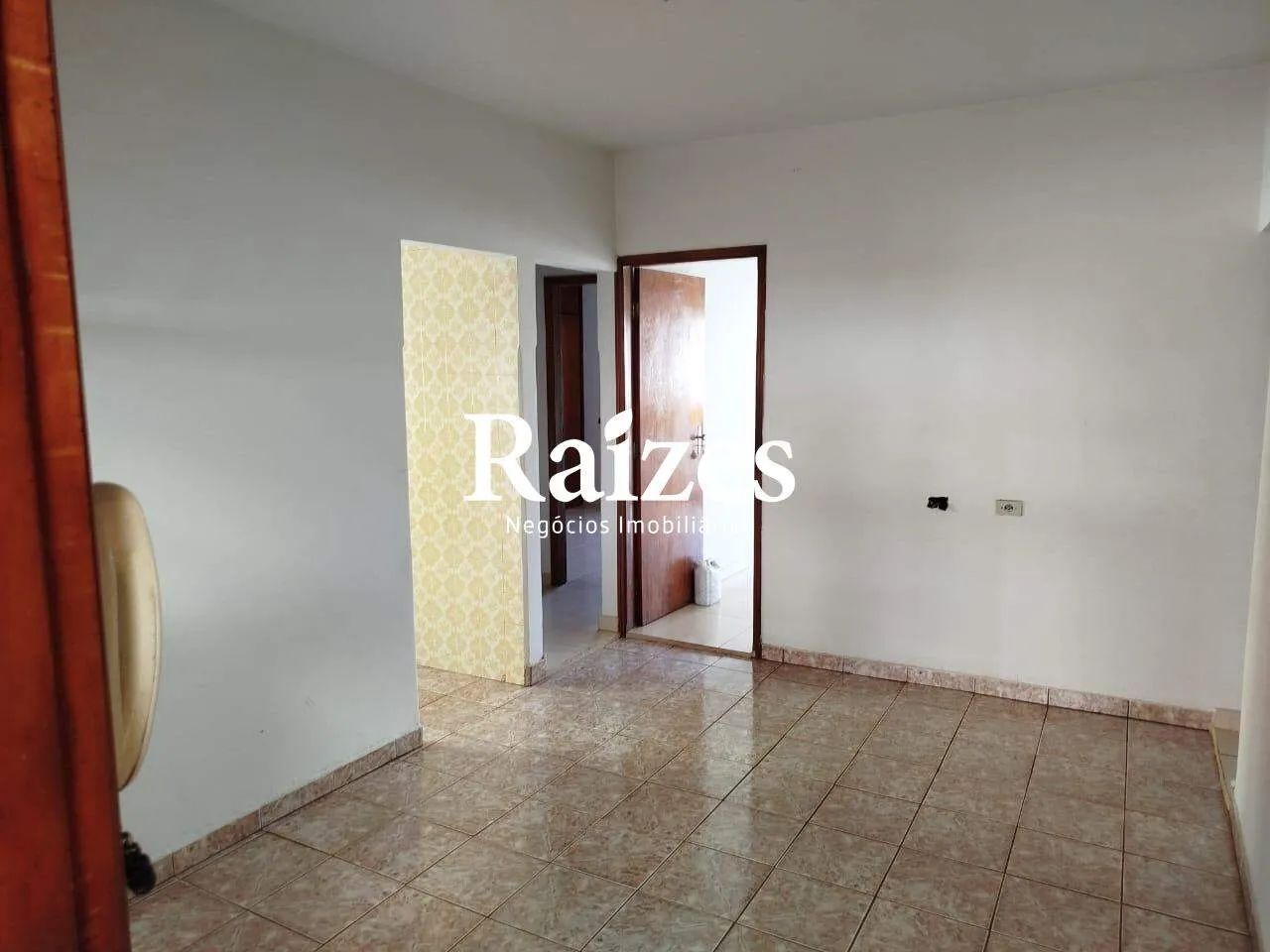 Sobrado residencial com 4 quartos e 2 suítes à venda no Bairro Nossa Senhora Aparecida