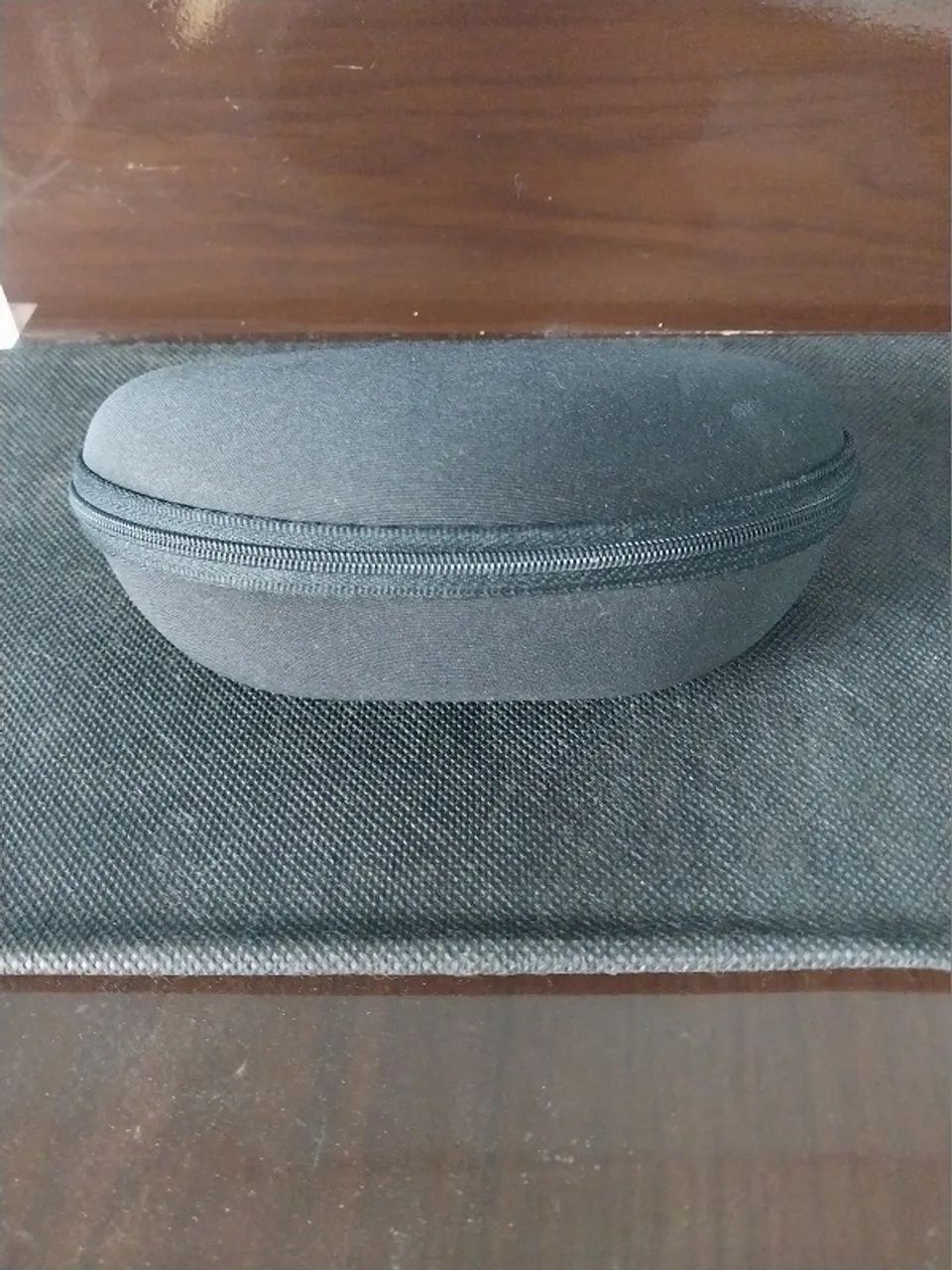 Case para Óculos Escuros - Preto