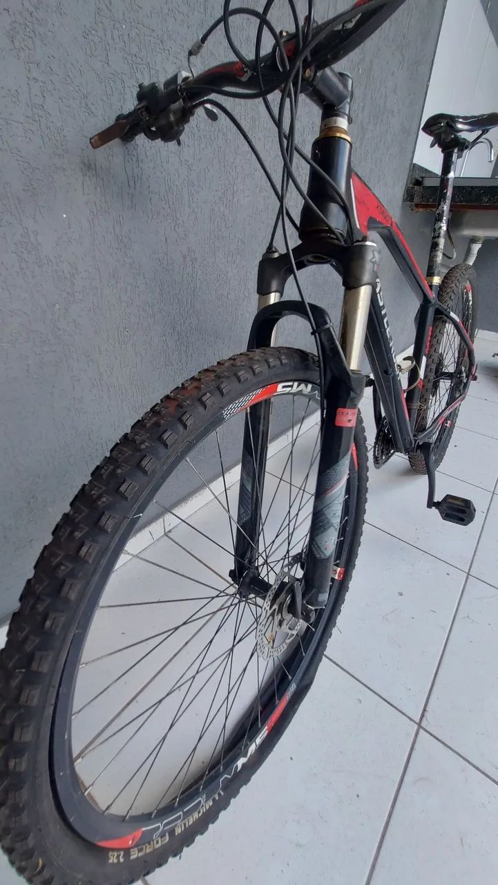 Bicicleta Aro 29 Castle Rock - Foto 3