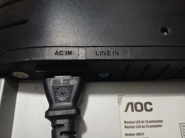 Monitor AOC 15pol com áudio. - Foto 4
