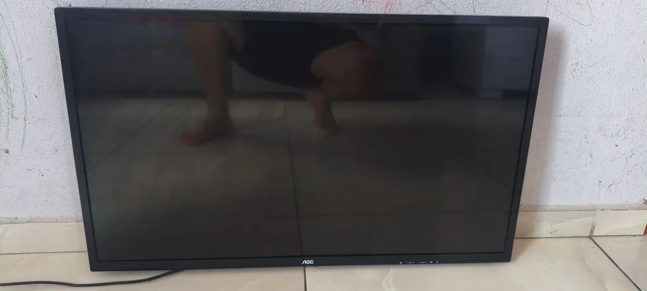 Tv AOC 