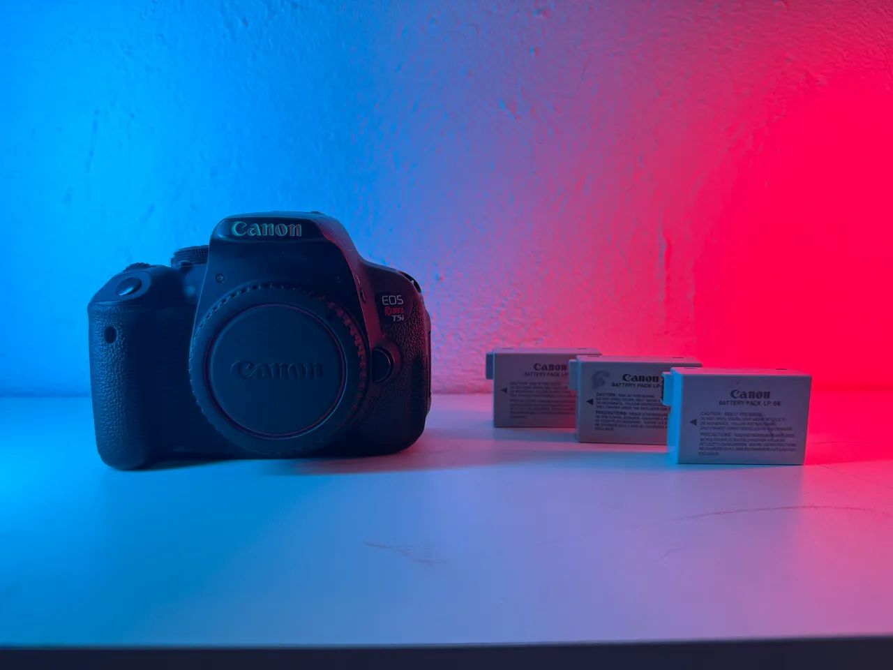 Câmera Canon T5i com 3 baterias - Foto 2