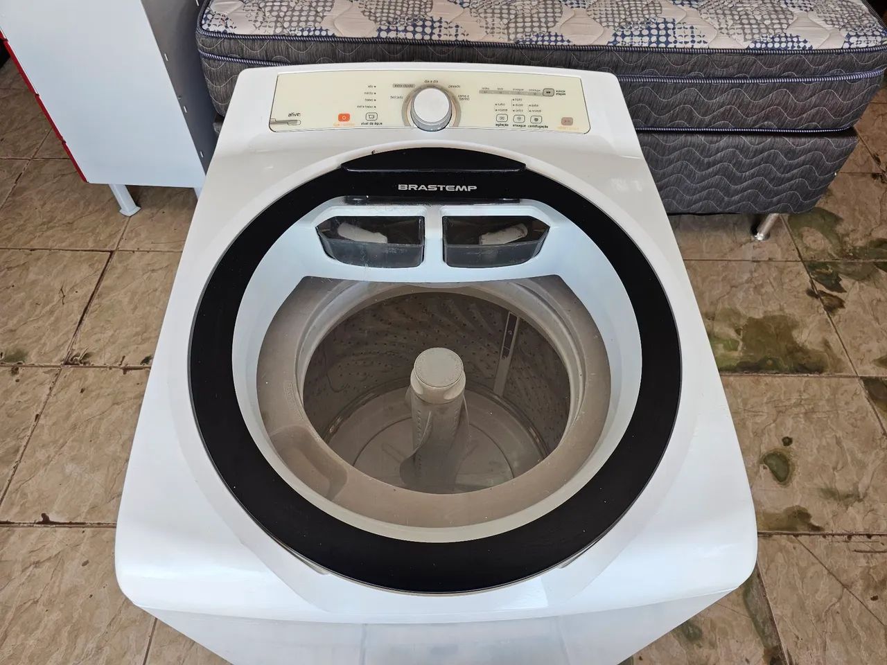 Máquina bate e seca usada 11kg funcionando perfeitamente  - Foto 2
