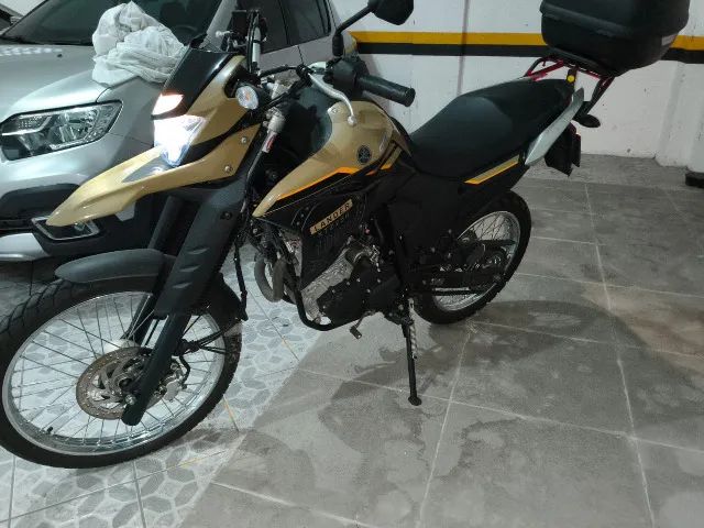 LANDER XTZ250