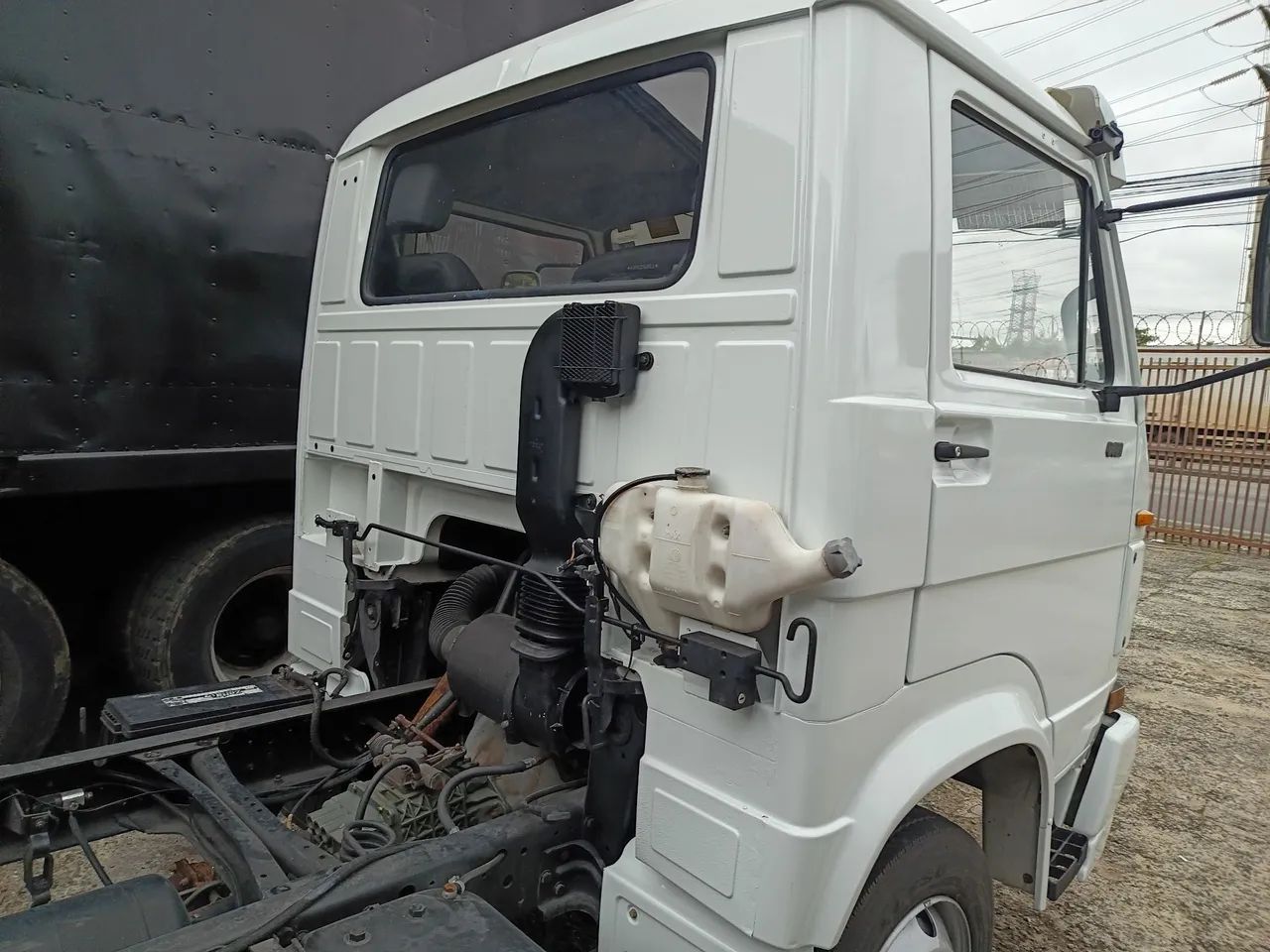 VW 8100 chassi 1999 - Foto 3