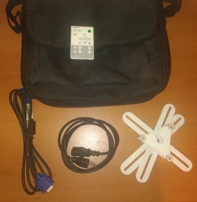 Projetor Sony Vpl-es4 - Foto 4