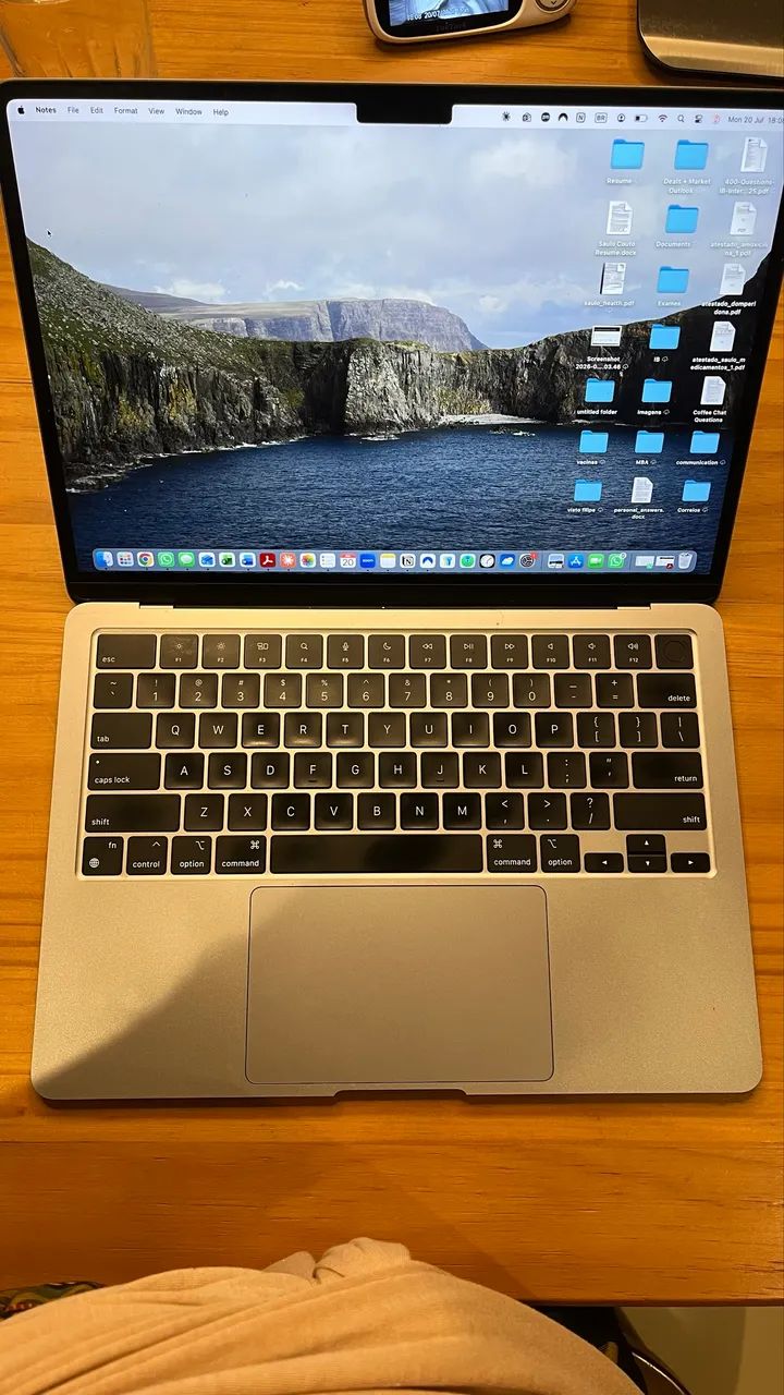 MacBook Air M2 - Foto 3