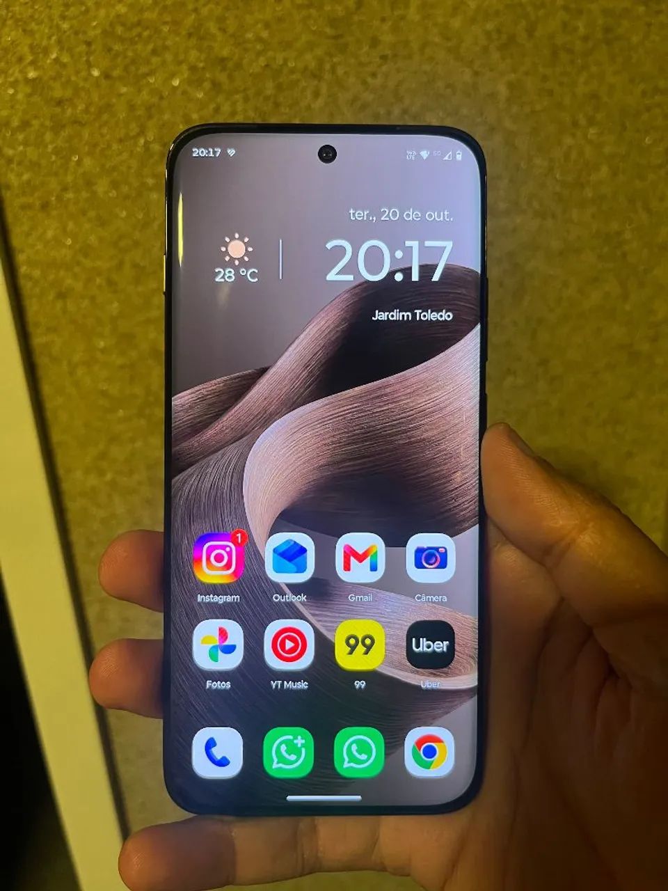 Moto Edge 70 Pro - Foto 2