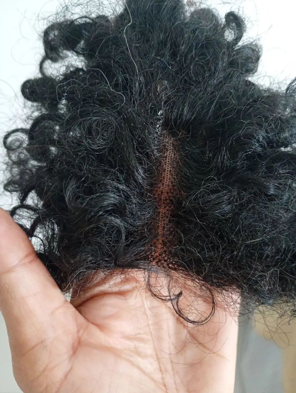 Cabelo cacheado 30%de fios humanos com top closure - Foto 2