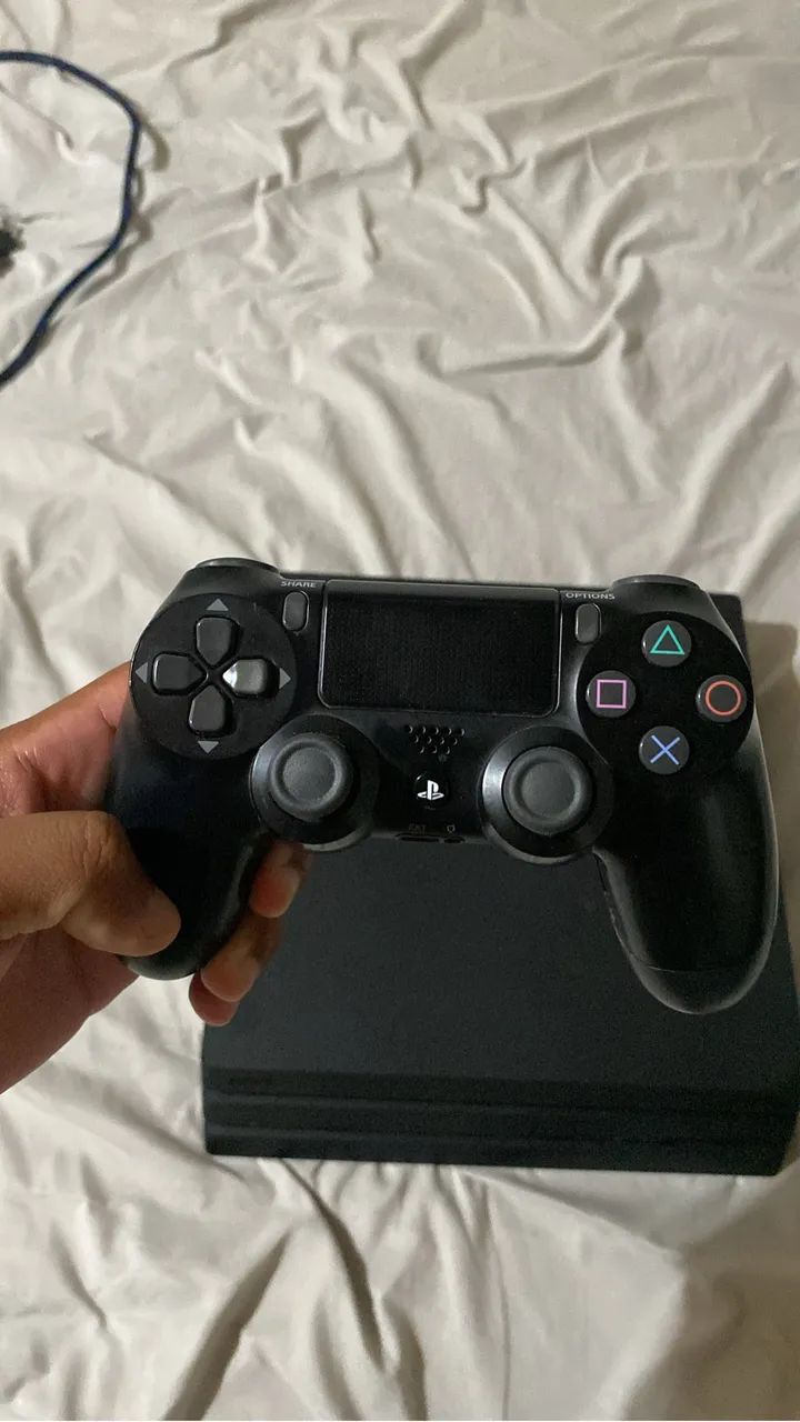 Ps4 pro 1 TB - Foto 2