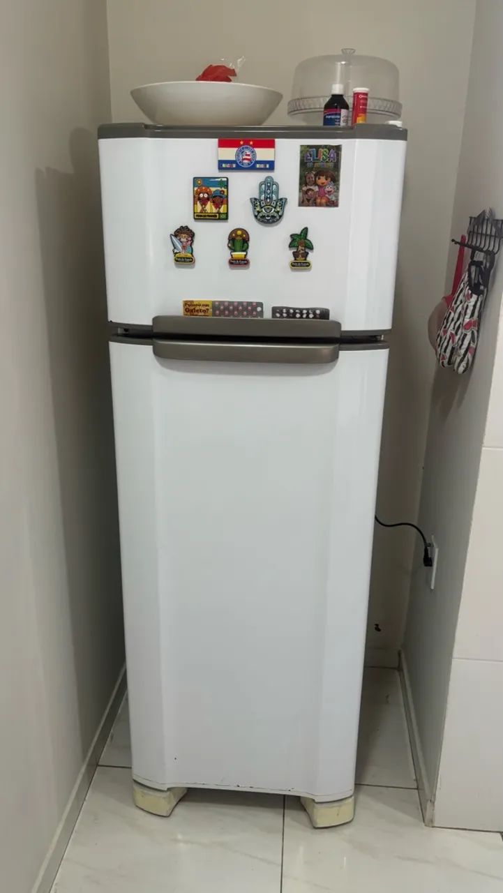 Geladeira Esmaltec