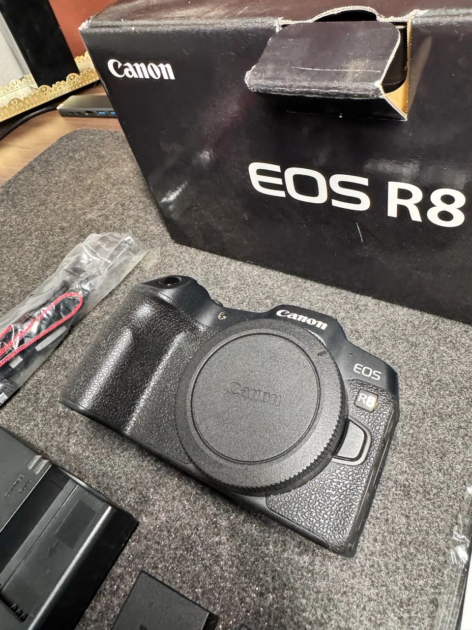 Canon R8 conservadíssima  - Foto 3