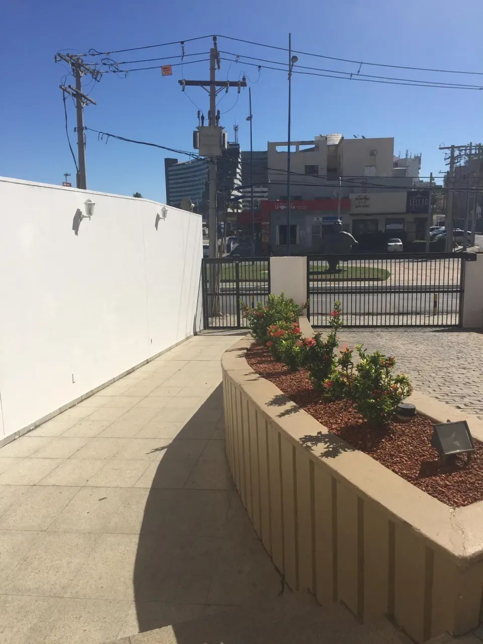 Loja Terrea com 36m², decorada em Ondina - Salvador - Ba - Foto 4