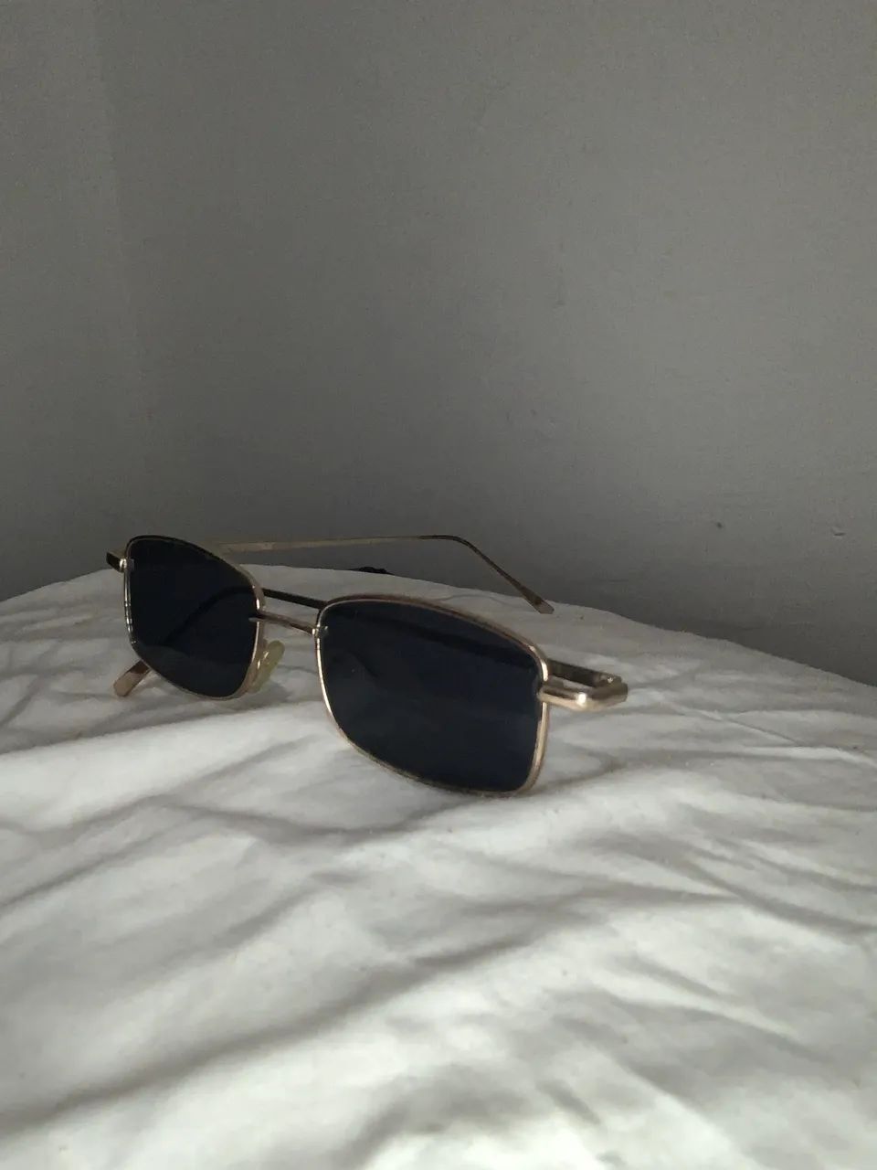 óculos de sol retangular metal dourado vintage
