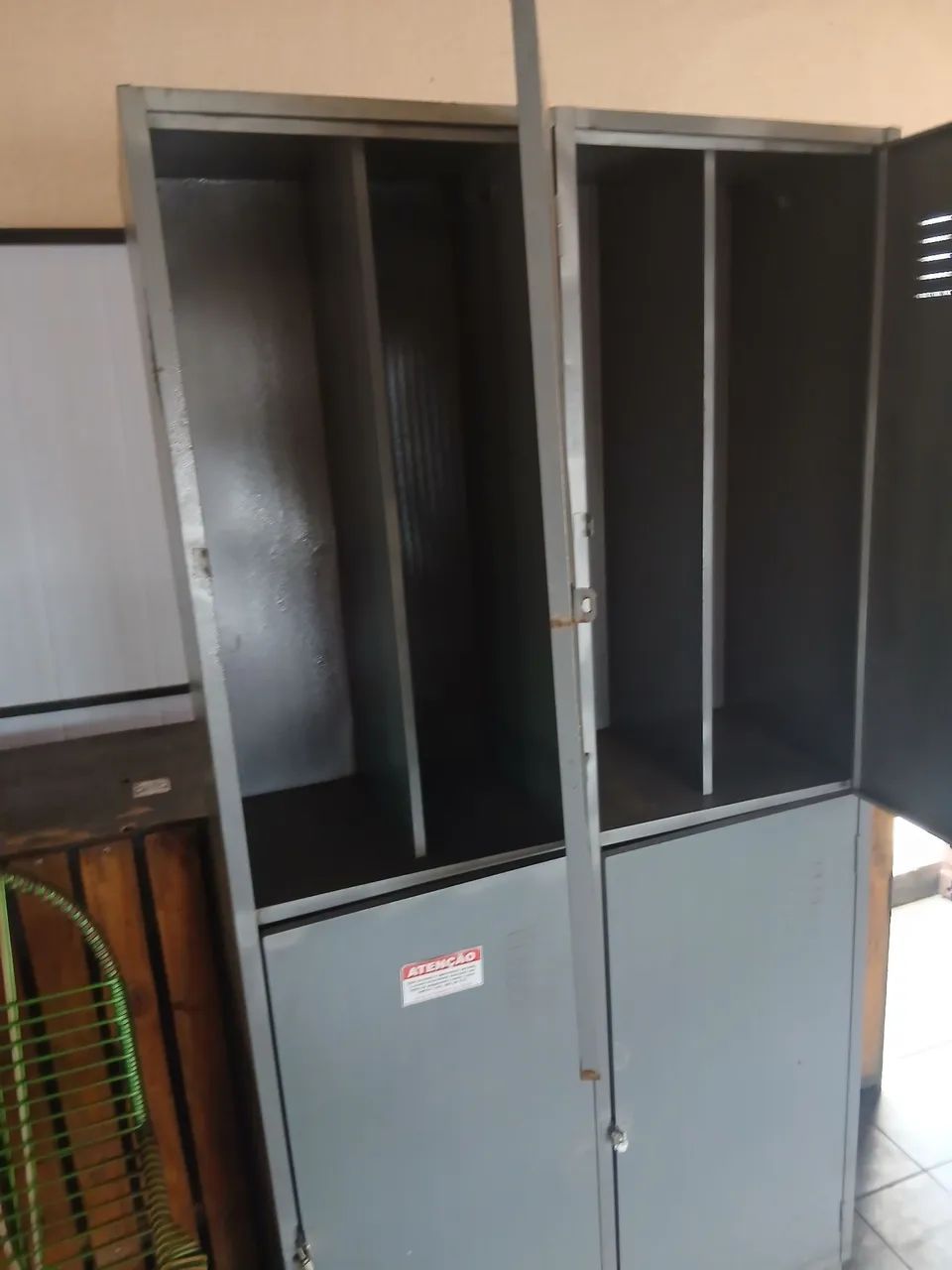 Armario pra vestiario - Foto 2