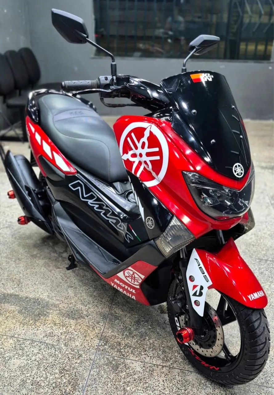 YAMAHA NMAX 160 2016/2017 - Foto 4