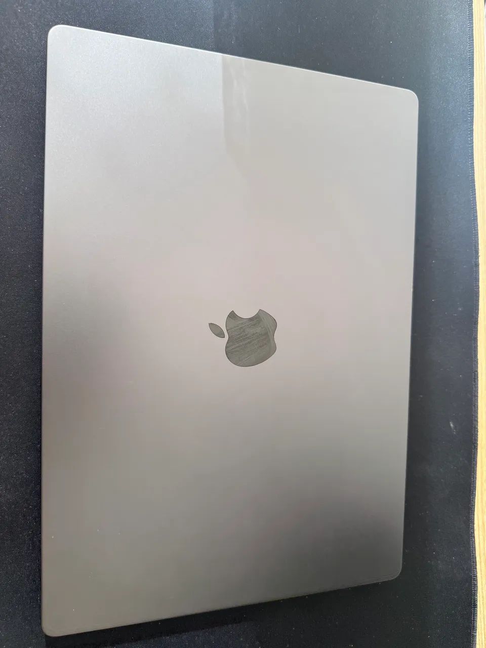 MacBook Pro m4 Max 64gb 1tb  - Foto 3