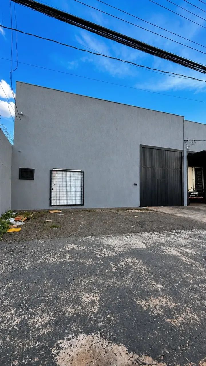 Galpão comercial para alugar no Cel. Antonino