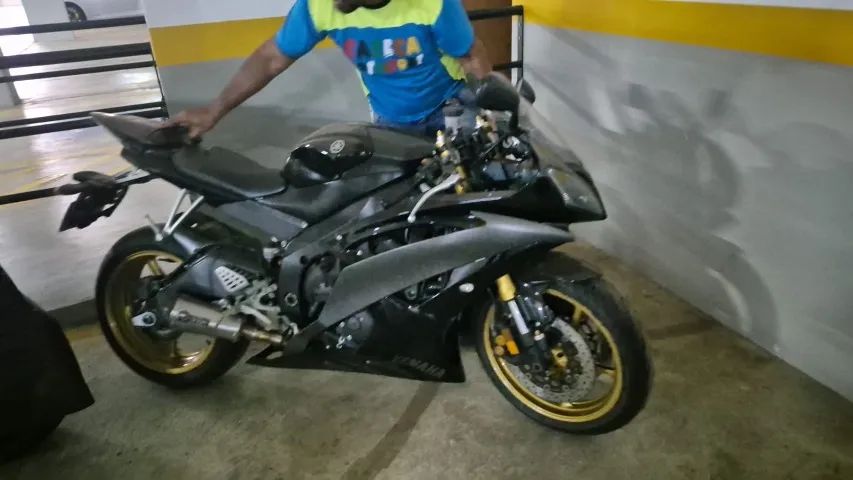 YZF R6 600cc 2008 sem uso 