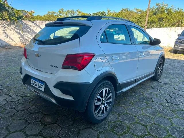Chevrolet Onix Activ 1.4 8V Flex Aut. 4P 2019 - Foto 3