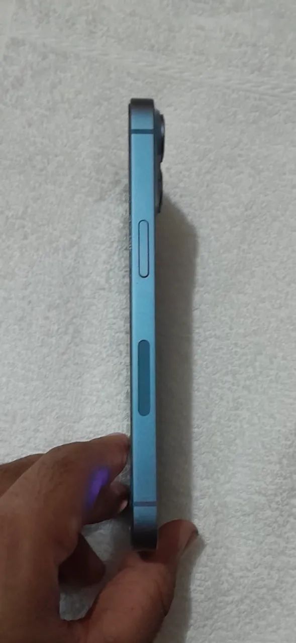 iPhone 14 azul - Foto 5