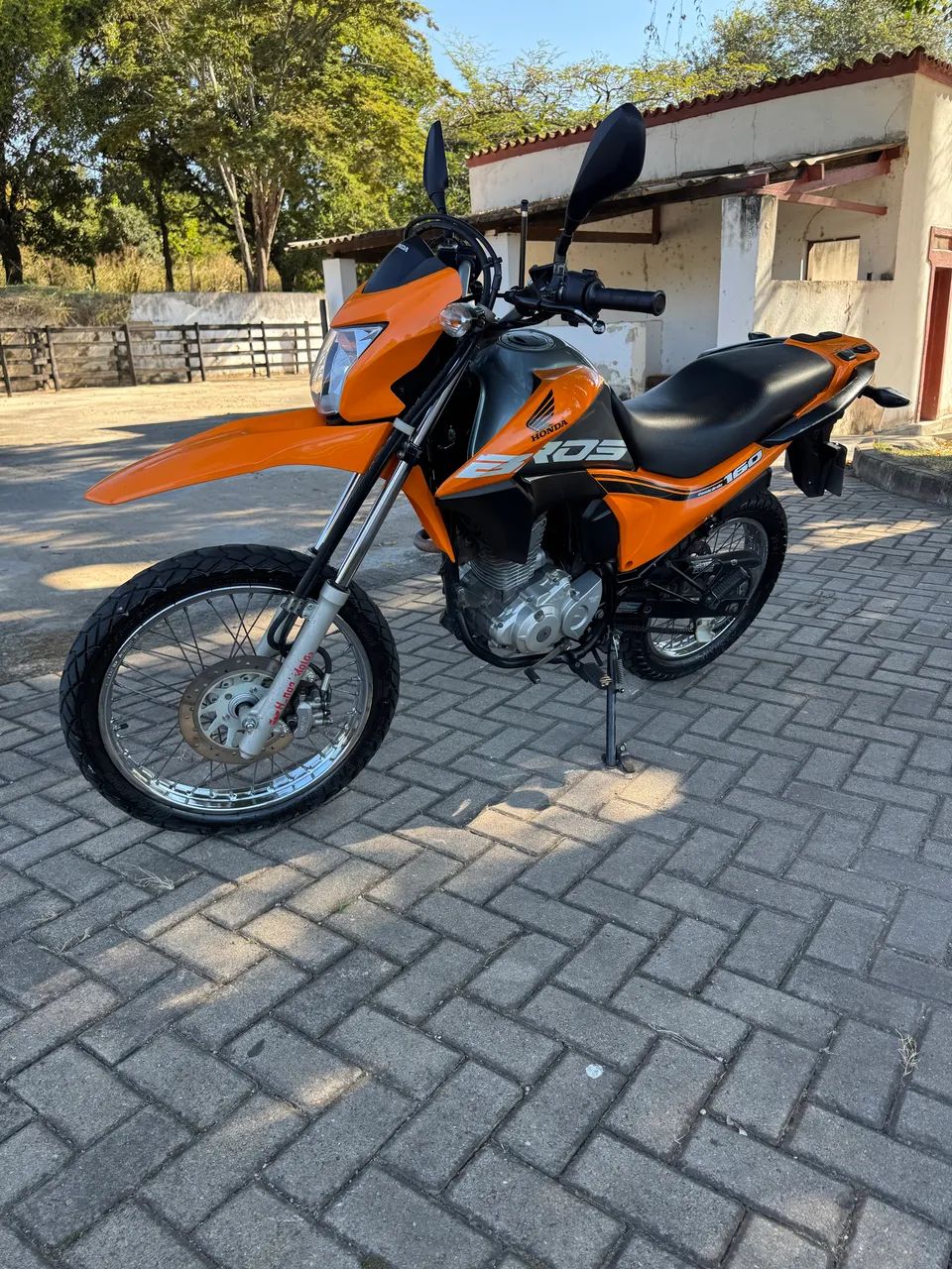 Bros 160 ESDD 2019 - Foto 2