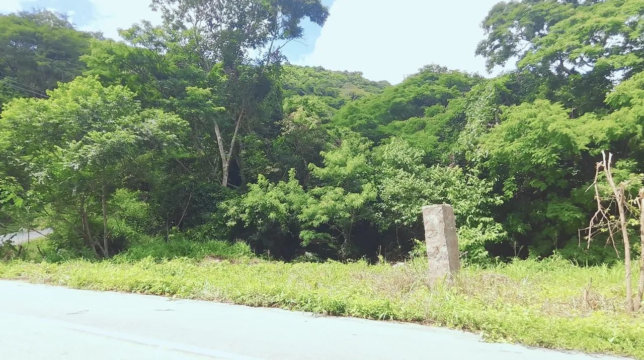 Lote 30x15 em área de lazer do Maranguape 