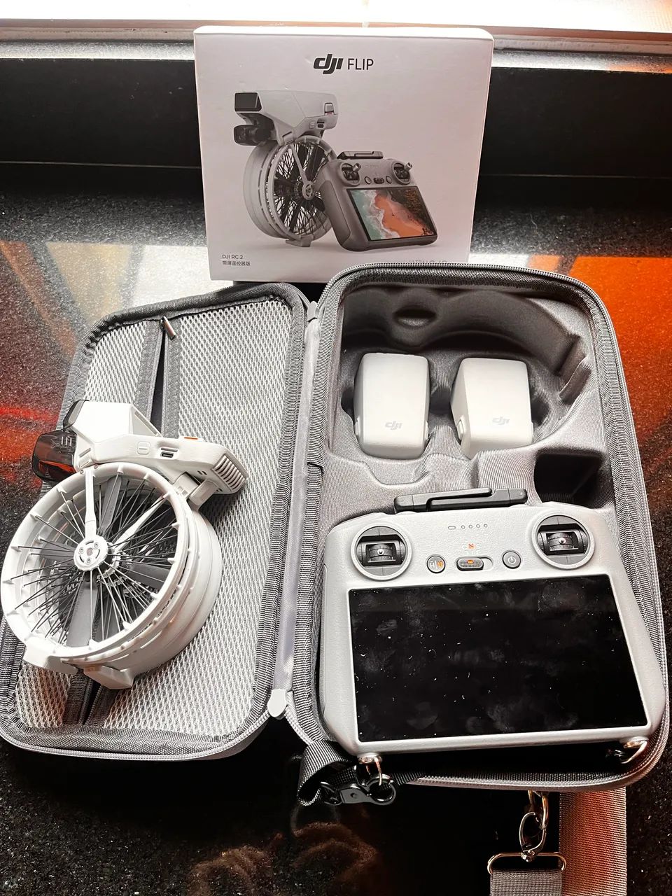 Drone DJI FLIP + Controle RC2 (Tela) + Kit Completo - Foto 2