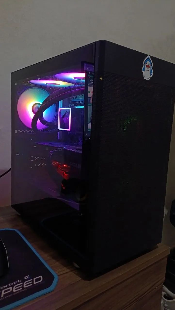 PC GAMER COM MONITOR 