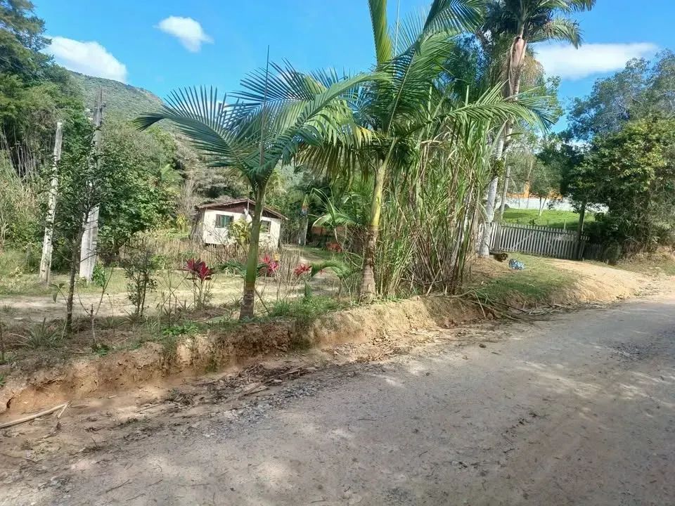 Sítio para venda possui 4 mil metros quadrados em Santo Amaro da Imperatriz - SC