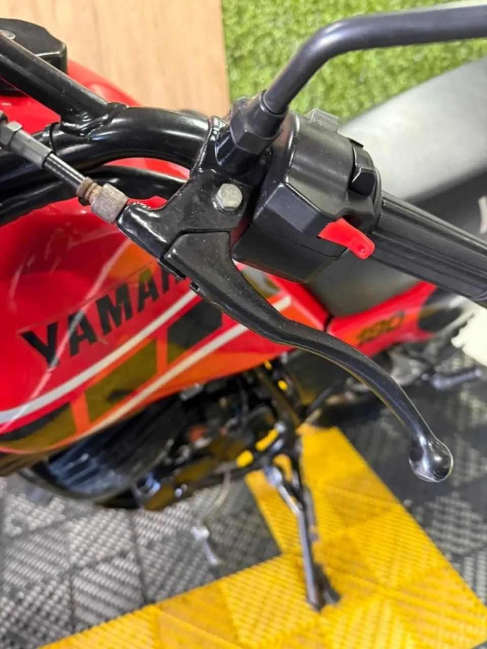 YAMAHA DT 180  - Foto 4