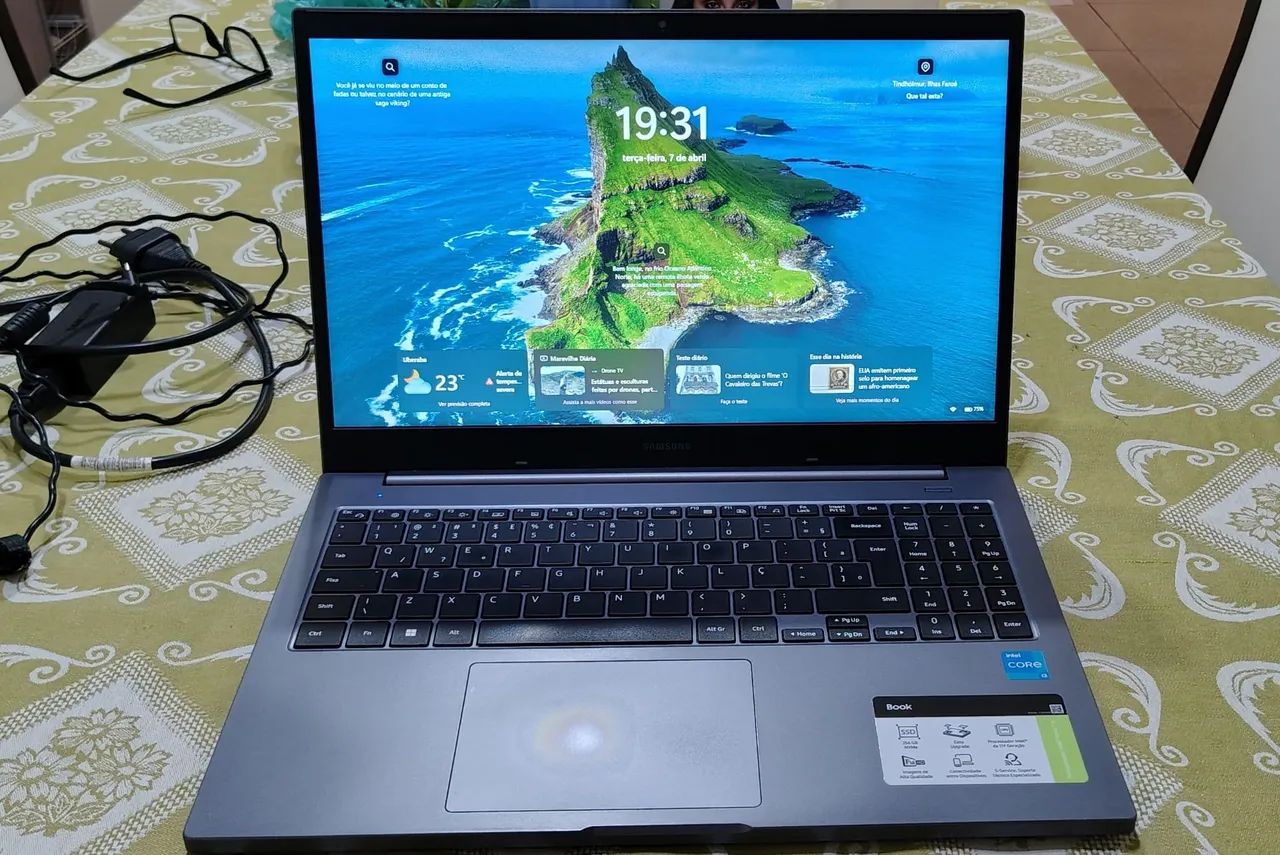 Notebook Samsung Book NP550XDA - Foto 3