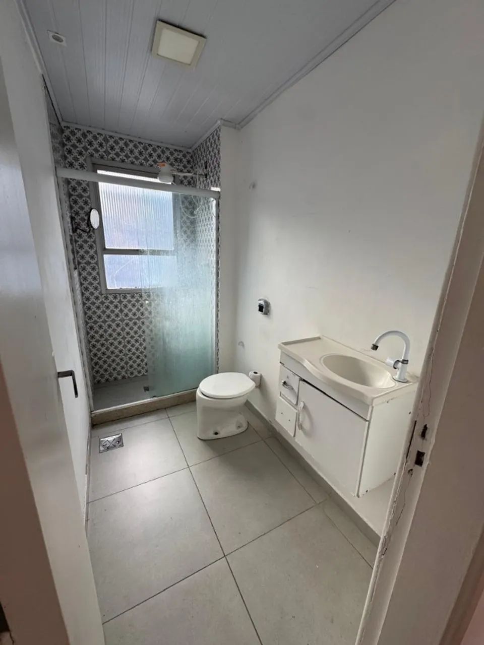 Vendo apartamento com um quarto no Centro de Petrópolis - RJ - Foto 3