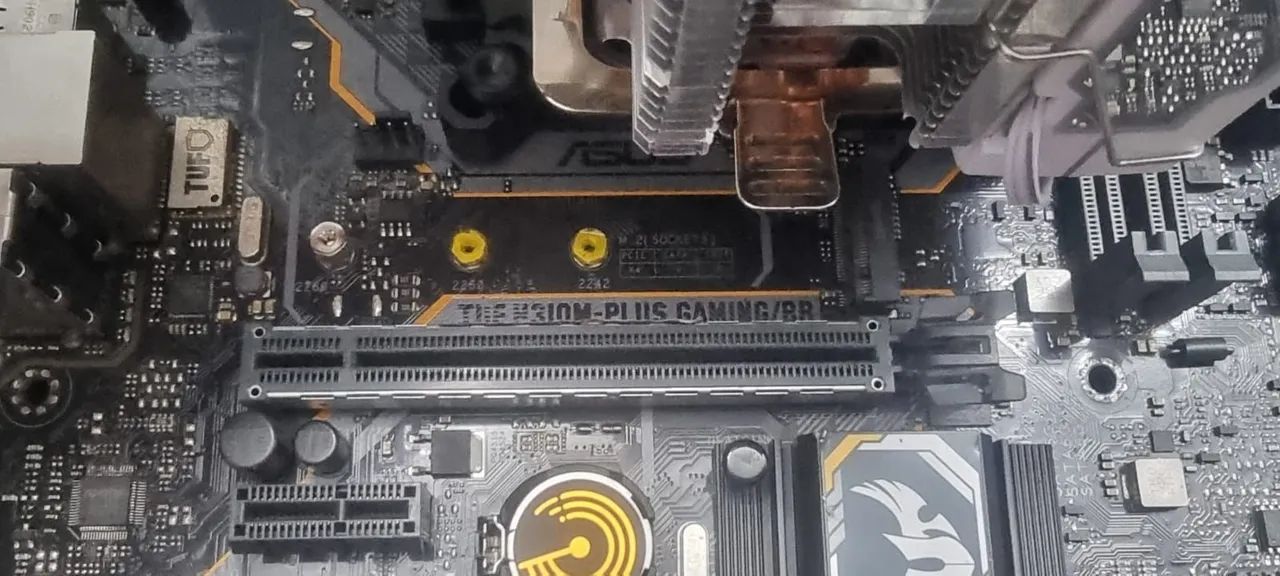 Vendo Placa mae Tuf H310M sem espelho - Foto 4