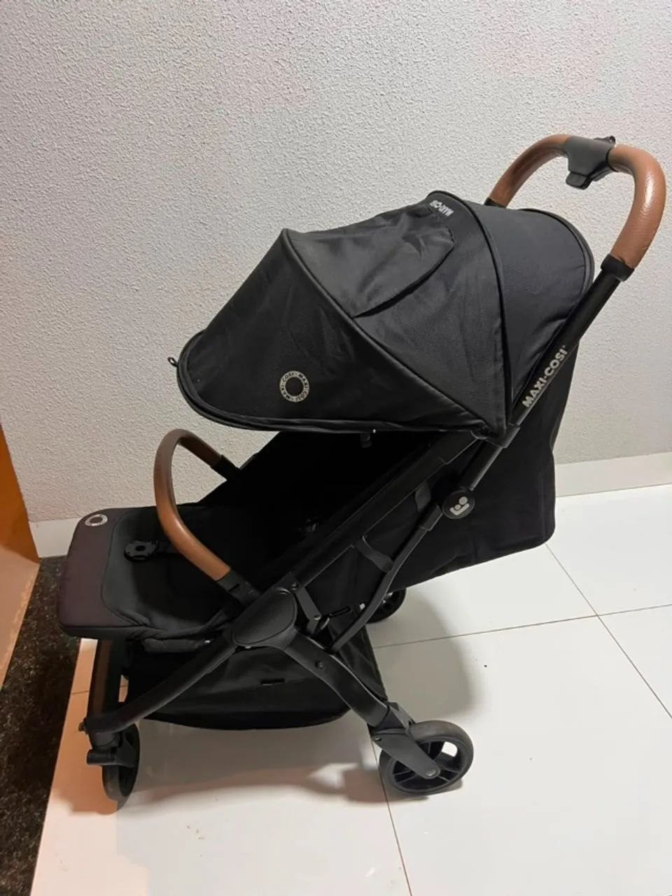 Carrinho Maxi-Cosi Eva 3 - Pouquíssimo uso - Foto 2