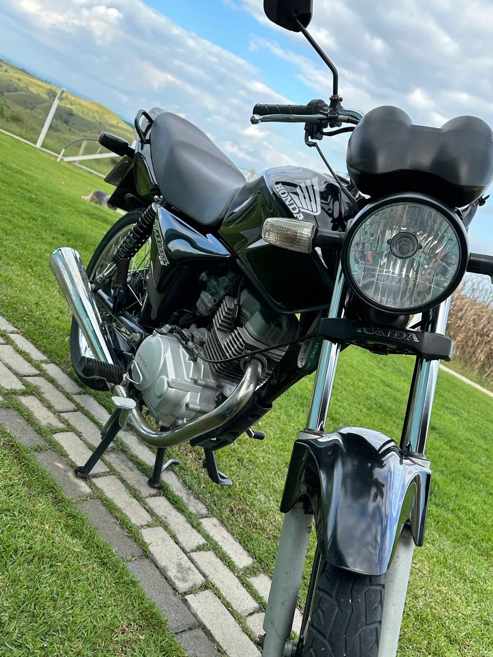 CG Titan ES  - Foto 4