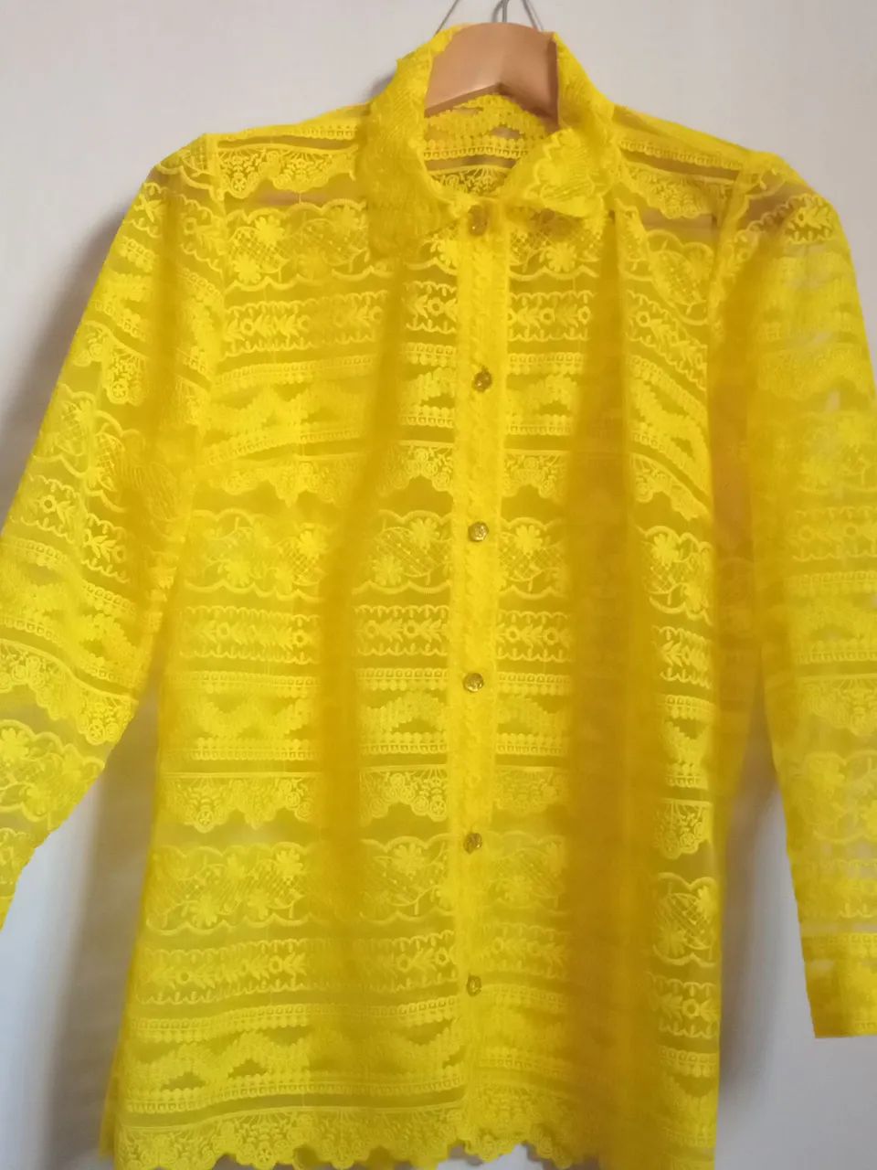 Blusa Amarela toda em Renda. - Foto 5