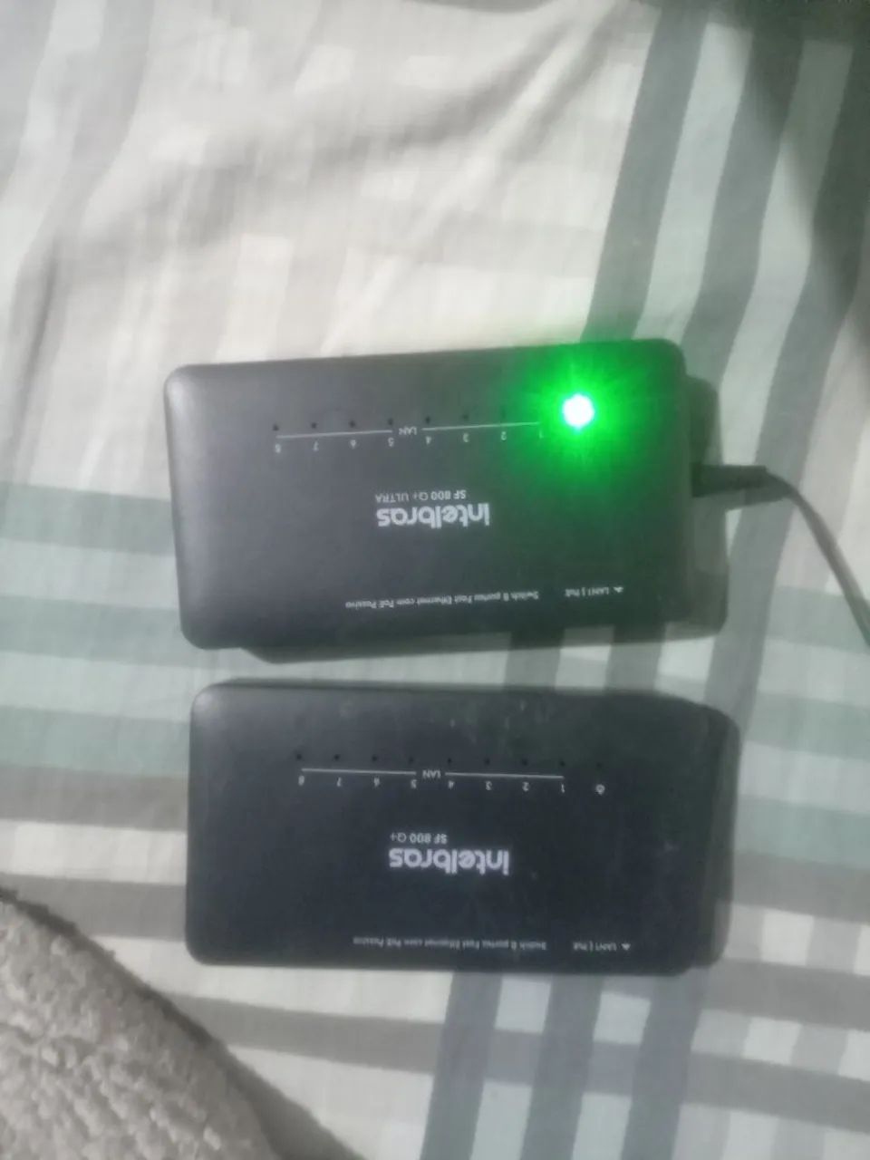 Vendo 2 Switch 8 portas Ethernet fast PoE