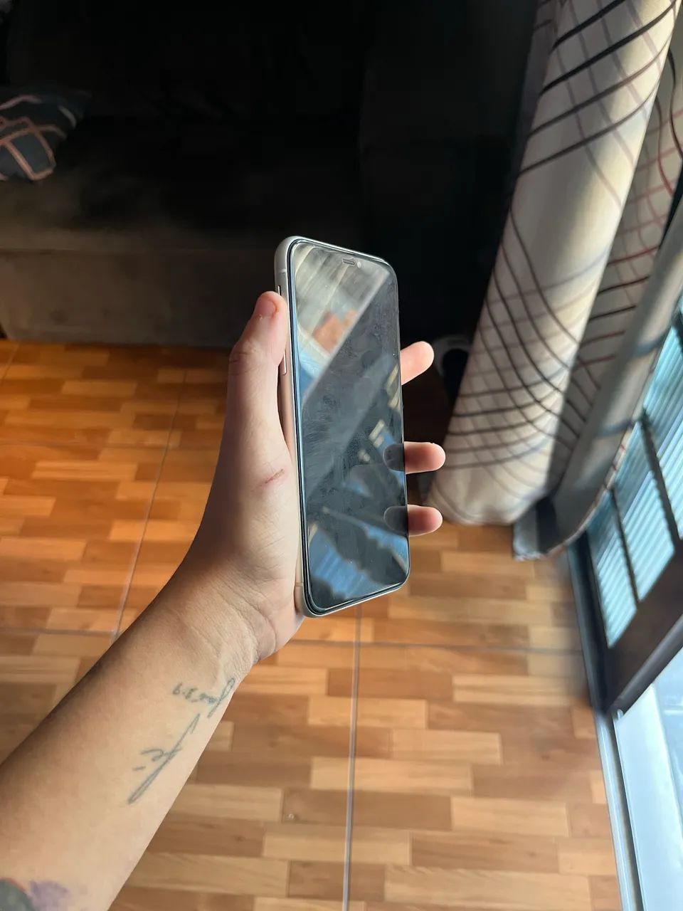 iPhone 11 Branco  - Foto 3