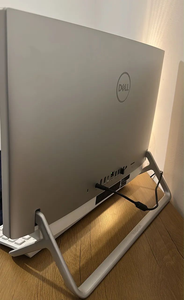 Dell Inspiron 5400 All-in-One 23,8? Full HD Touch - Computadores e