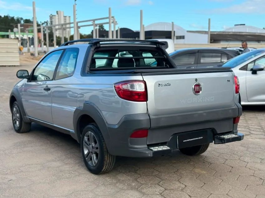 Fiat Strada Working 1.4 MPI Fire Flex 8V CD 2014 - Foto 4