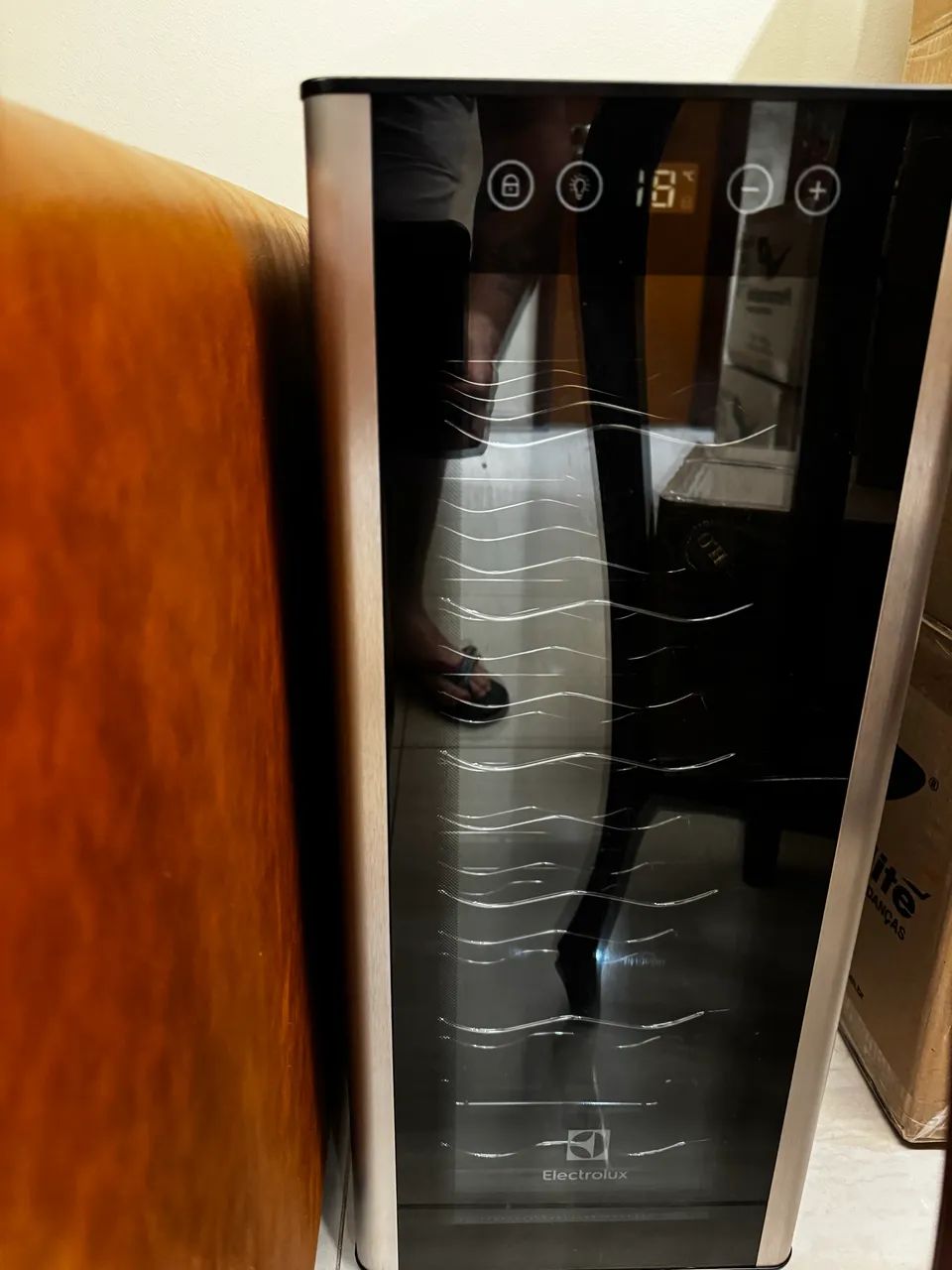 Adega Electrolux 12 Garrafas - R$ 400 - Foto 2