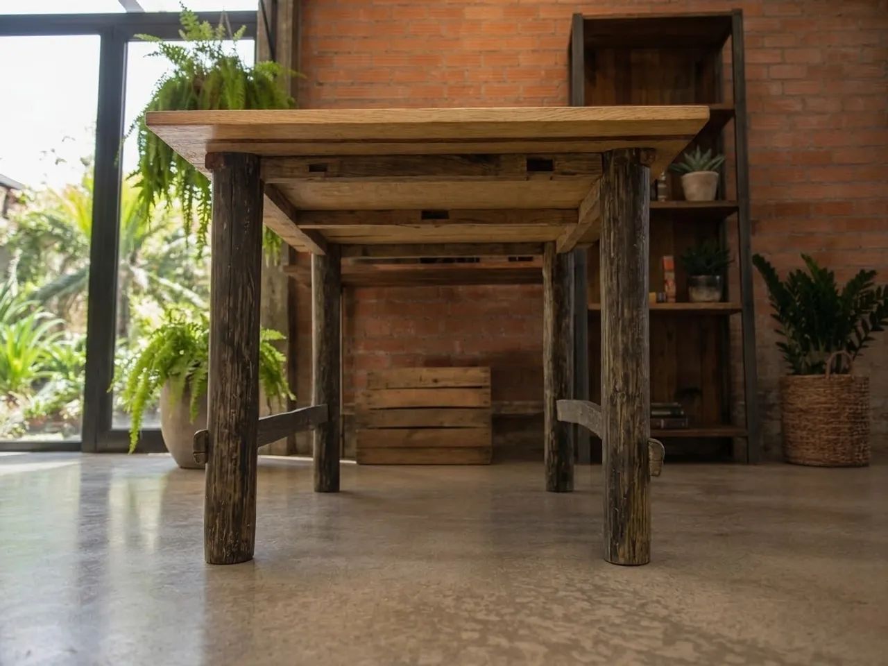 Mesa de Madeira Artesanal | Tampo em Madeirite | Estilo Rústico Moderno - Foto 2