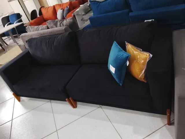 SOFÁ 3 LUGARES SUEDE PÉ PALITO