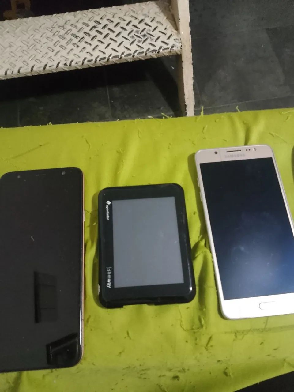 vendo celulares antigos para retirada de peças. - Foto 4