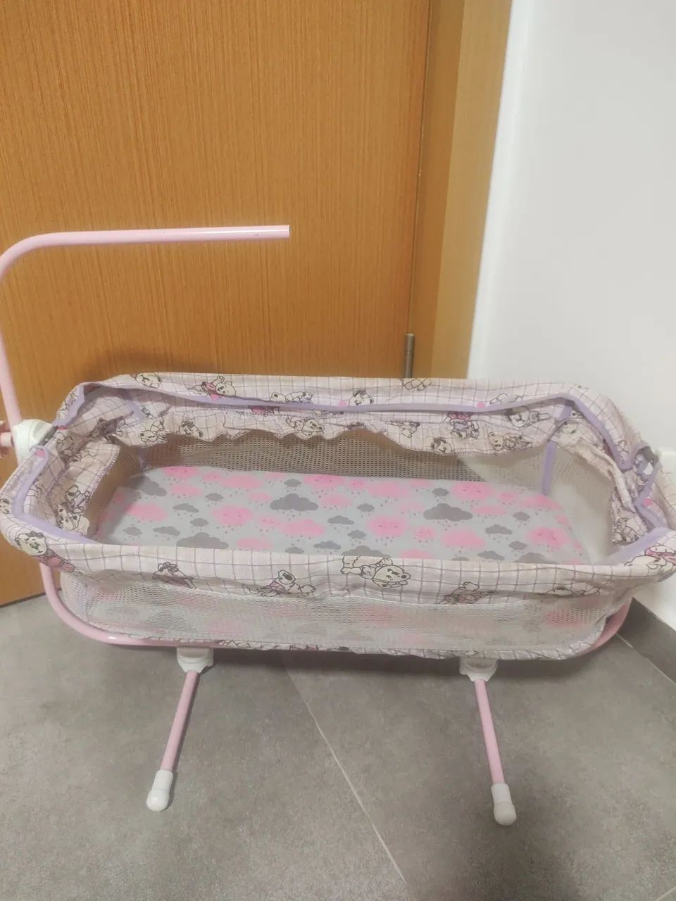 Berço de boneca