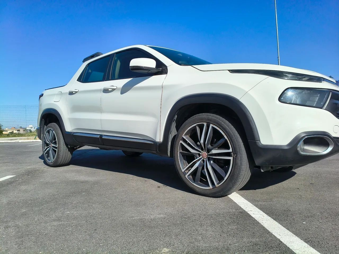 Fiat Toro Freedom 1.8 16V Flex Aut. 2017 - Foto 2