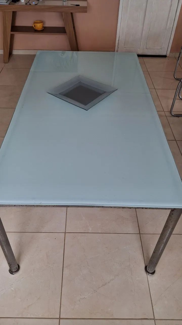 Mesa de jantar e centro