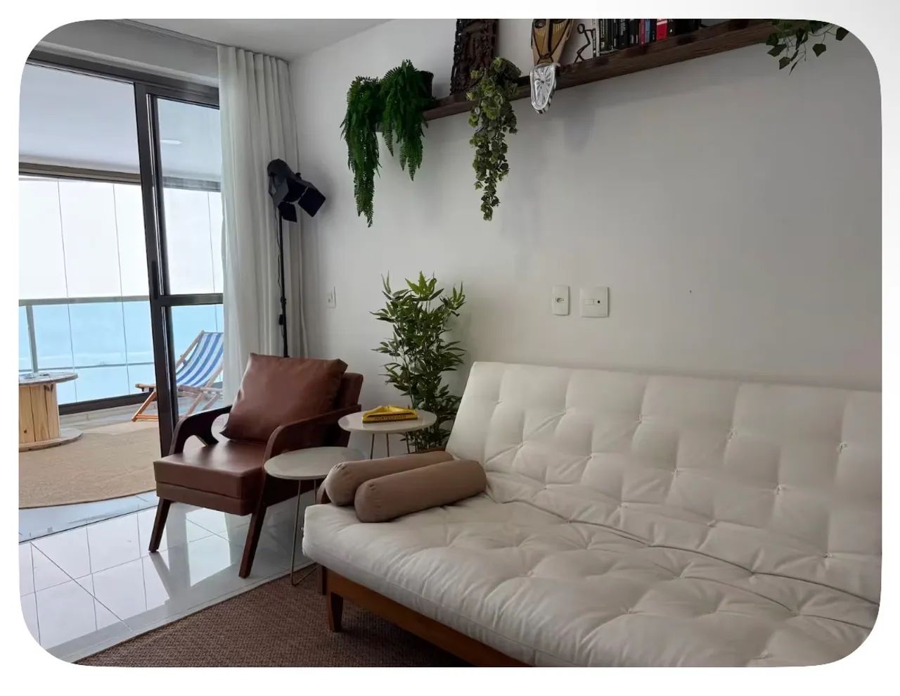 Sofá-Cama Casal Futon Paris - Madeira - Excelente Estado - Foto 3