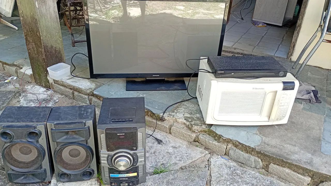Eletrônicos para vender rápido. Aceito negociação 
